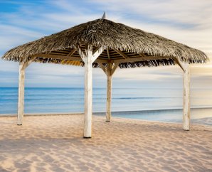 Tonnelle piscine avec toiture paillote 3,94 x 3,94 m – HABRITA