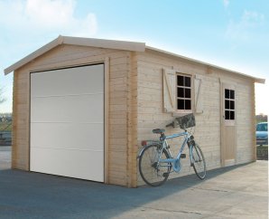 Garage en bois porte sectionnelle motorisée | 358 x 538 cm | Bois brut | 40 mm d'épaisseur