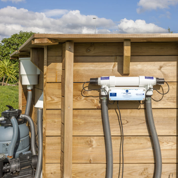 Appareil de désinfection UV pour piscines jusquà 25m³ - GRE